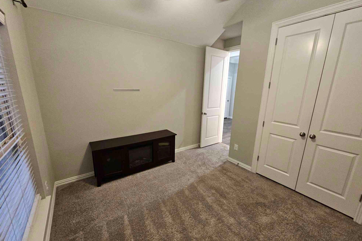 Empty bedroom before virtual staging